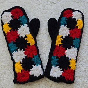 Vintage 1970s Crochet Mittens Women Colorful Floral Black Knit Winter Gloves